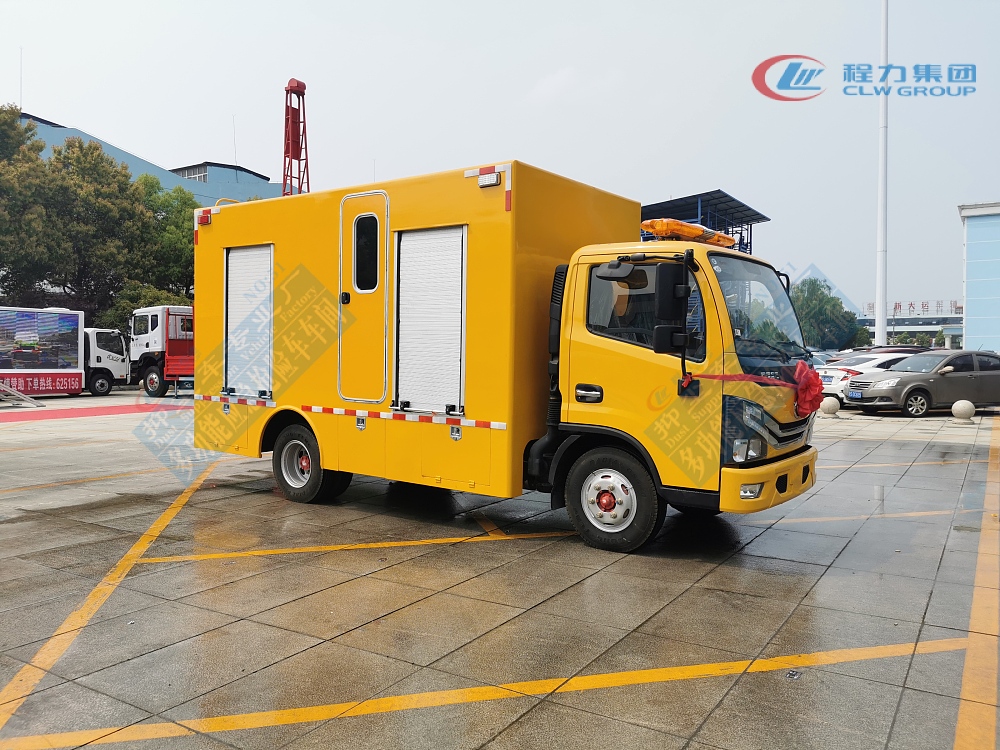 東風(fēng)小多利卡救險車[1000-2000m3/h]
